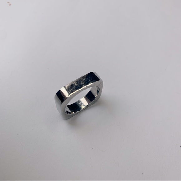 KAMSMAK Circle Meet Square RING - Picture 4 of 10